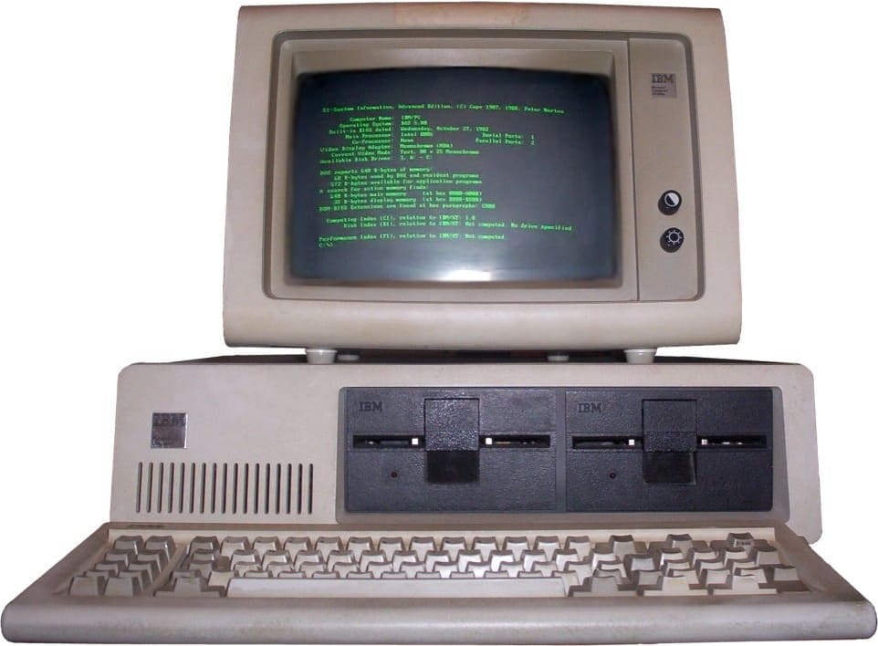 IBM PC 5150 与 CRT 显示器
